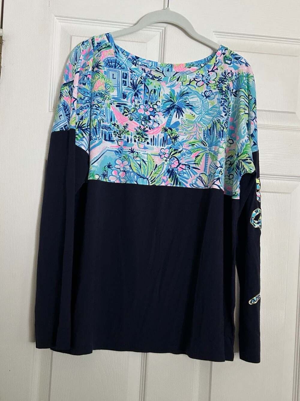 Lilly Pulitzer Long Sleeve Finn Top Size L